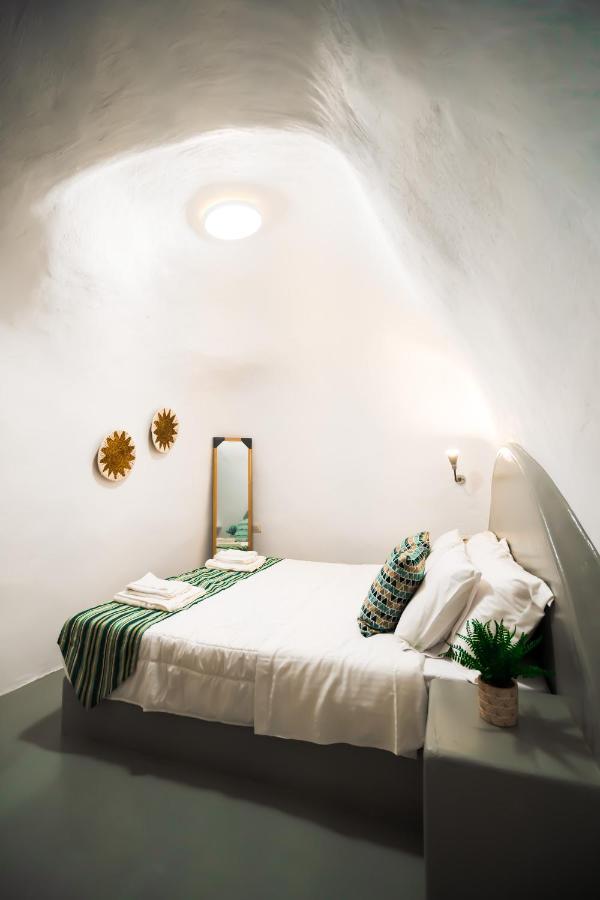 Jessica Apartment With Jacuzzi Fira  Exterior photo