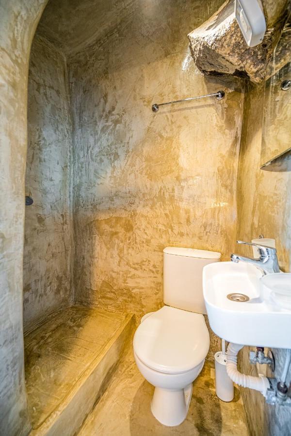 Jessica Apartment With Jacuzzi Fira  Exterior photo